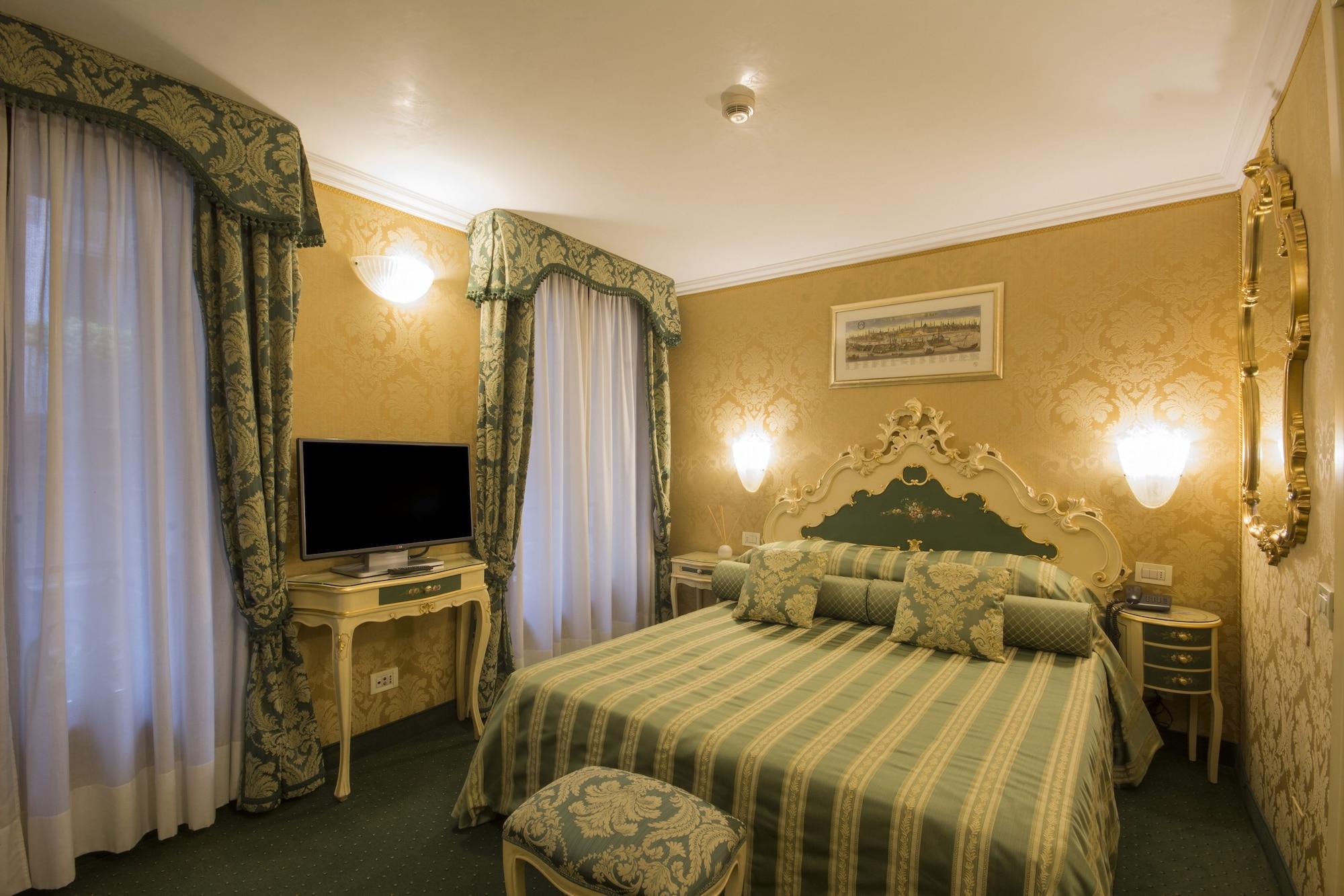 Hotel Becher Венеція Екстер'єр фото