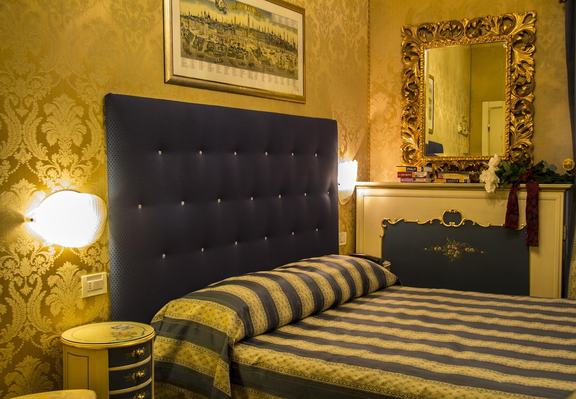 Hotel Becher Венеція Екстер'єр фото