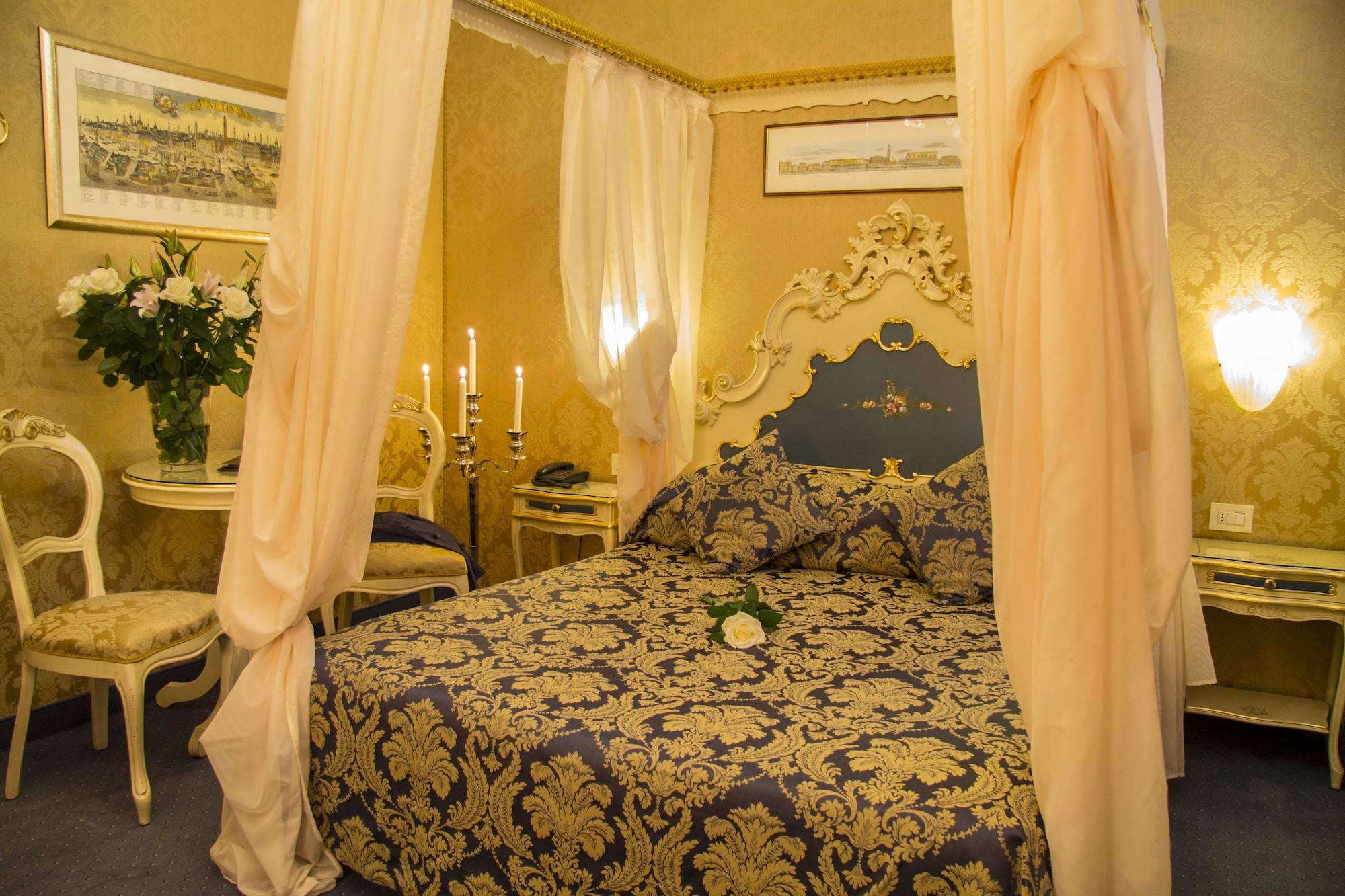 Hotel Becher Венеція Екстер'єр фото