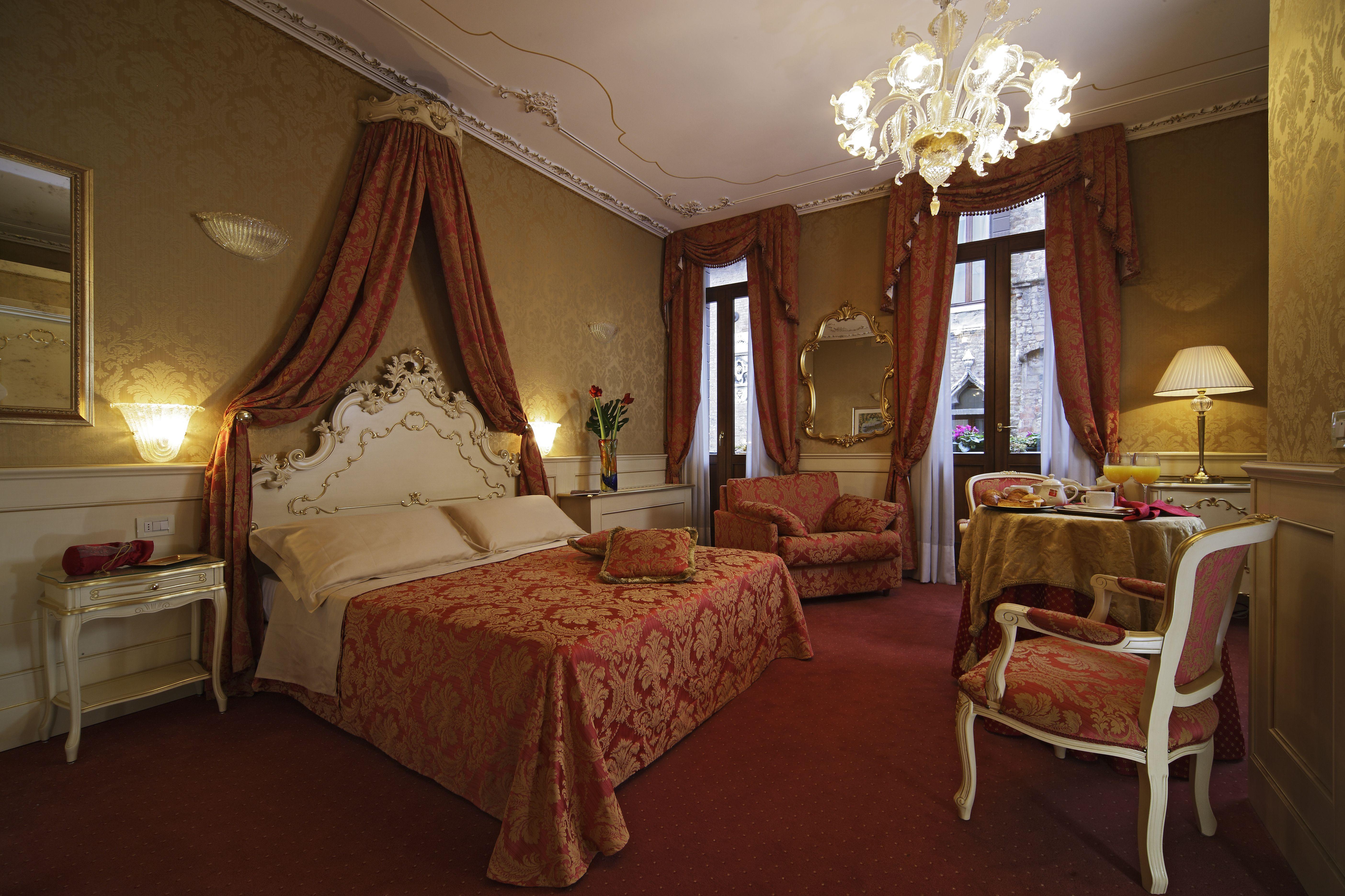 Hotel Becher Венеція Номер фото