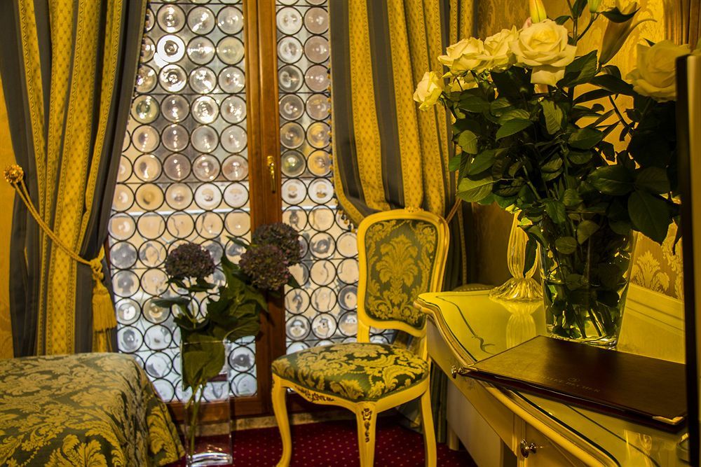 Hotel Becher Венеція Екстер'єр фото